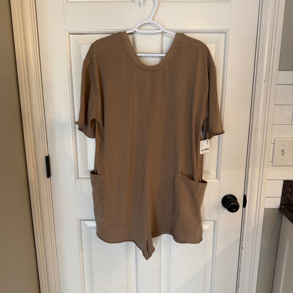 New! FP Movement Free People Hot Shot Tee Romper Mocha Latte 25186 - Picture 5 of 16
